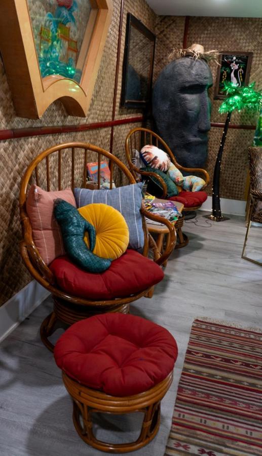 Вілла Tropical Tiki Hut Луїсвілл Екстер'єр фото